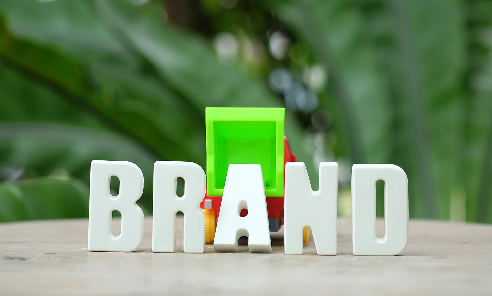 Building a Brand That Stands Out: Unleashing the Power of Unique Content